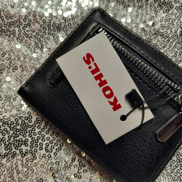 Kohl's Classic Black Leather Card Holder - Picture 5 of 5